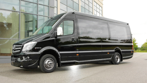 Mercedes-Benz Sprinter 18 Chỗ la một trong Các Loại Xe 18 Chỗ Phổ Biến Khi Đi Rạch Giá